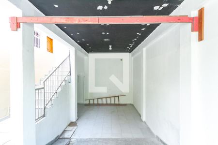 Garagem de casa à venda com 3 quartos, 252m² em Taboão, São Bernardo do Campo