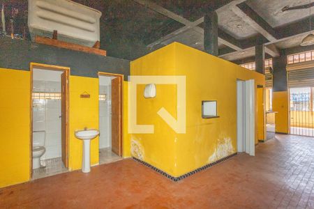 Salão de casa à venda com 3 quartos, 252m² em Taboão, São Bernardo do Campo