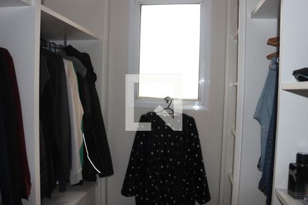 Apartamento para alugar com 195m², 5 quartos e 4 vagasCloset da suíte 1