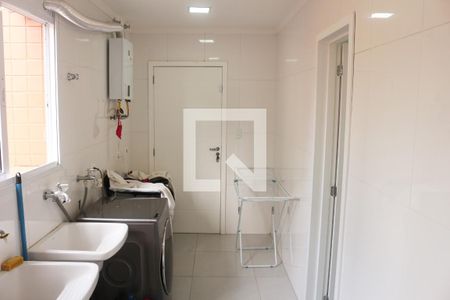 Apartamento para alugar com 195m², 5 quartos e 4 vagasÁrea de Serviço