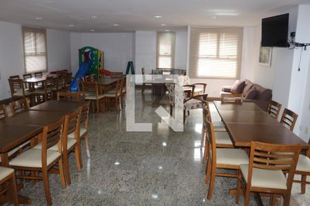 Apartamento para alugar com 195m², 5 quartos e 4 vagasÁrea comum - Salão de festas