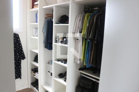 Apartamento para alugar com 195m², 5 quartos e 4 vagasCloset da suíte 1