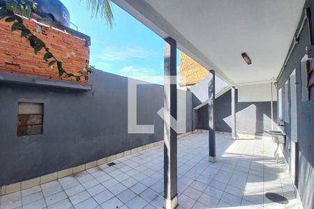 Casa para alugar com 110m², 3 quartos e sem vagaQuintal 