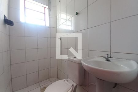 Banheiro de casa para alugar com 3 quartos, 110m² em Jardim Yeda, Campinas