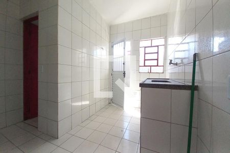 Casa para alugar com 110m², 3 quartos e sem vagaCozinha 