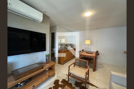 Sala de apartamento para alugar com 2 quartos, 85m² em Empresarial 18 do Forte, Barueri