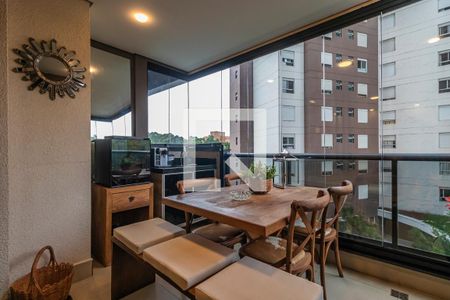 Varanda de apartamento para alugar com 2 quartos, 85m² em Dezoito do Forte Empresarial/alphaville., Barueri