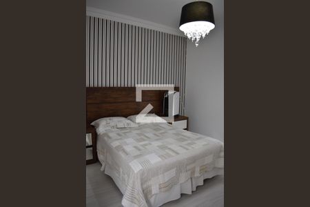 Suíte de casa para alugar com 3 quartos, 210m² em Parolin, Curitiba