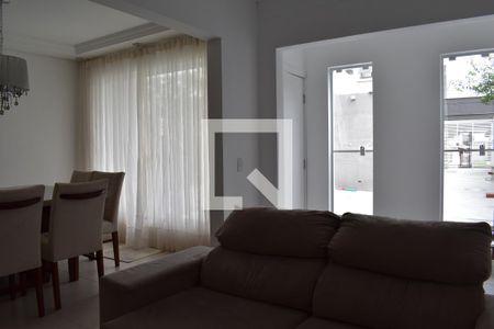 Sala de casa para alugar com 3 quartos, 210m² em Parolin, Curitiba