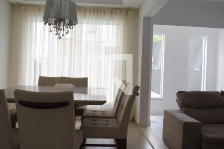 Sala de jantar de casa para alugar com 3 quartos, 210m² em Parolin, Curitiba
