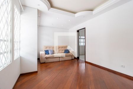 Sala de casa de condomínio para alugar com 3 quartos, 225m² em Uberaba, Curitiba
