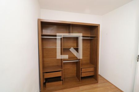 Quarto 2 de apartamento para alugar com 2 quartos, 33m² em Vila Ema, São Paulo