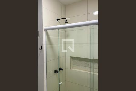 Banheiro de apartamento para alugar com 1 quarto, 38m² em Copacabana, Rio de Janeiro