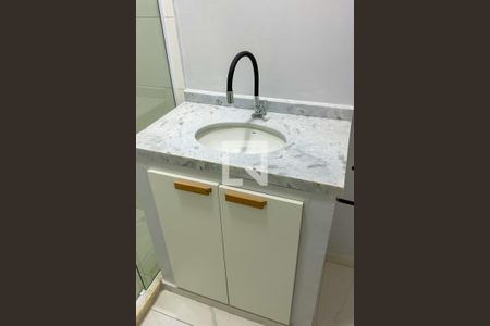 Banheiro de apartamento para alugar com 1 quarto, 38m² em Copacabana, Rio de Janeiro