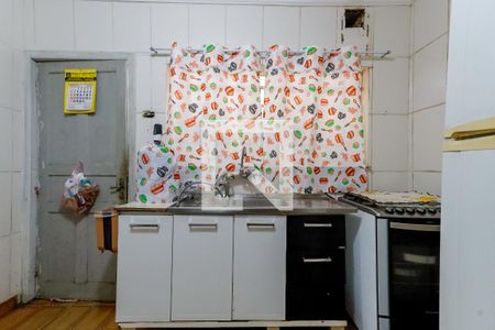 Casa à venda com 350m², 4 quartos e 2 vagas Casa à venda com 350m², 4 quartos e 2 vagasCozinha