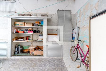 Casa à venda com 350m², 4 quartos e 2 vagas Casa à venda com 350m², 4 quartos e 2 vagasÁrea de Serviço