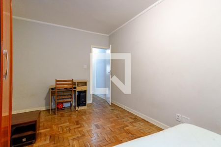 Casa à venda com 350m², 4 quartos e 2 vagas Casa à venda com 350m², 4 quartos e 2 vagasQuarto 4