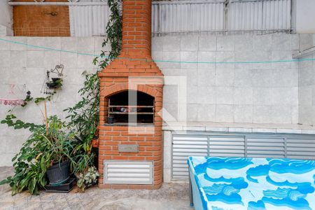 Casa à venda com 350m², 4 quartos e 2 vagas Casa à venda com 350m², 4 quartos e 2 vagasChurrasqueira