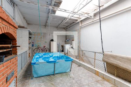 Casa à venda com 350m², 4 quartos e 2 vagas Casa à venda com 350m², 4 quartos e 2 vagasChurrasqueira