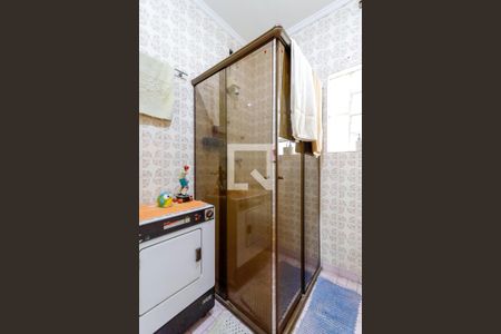 Casa à venda com 350m², 4 quartos e 2 vagas Casa à venda com 350m², 4 quartos e 2 vagasBanheiro 1