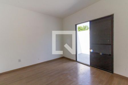 Quarto 2 de casa para alugar com 2 quartos, 97m² em Jardim Humaitá, São Paulo