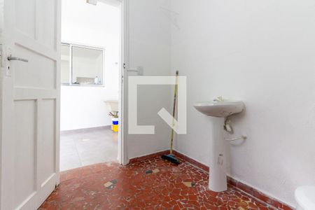 Casa para alugar com 97m², 2 quartos e 2 vagasBanheiro de serviço