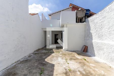 Casa para alugar com 97m², 2 quartos e 2 vagasQuintal