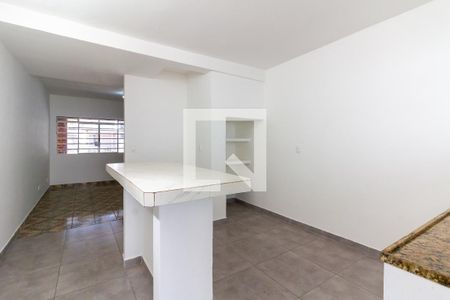 Casa para alugar com 97m², 2 quartos e 2 vagasCozinha