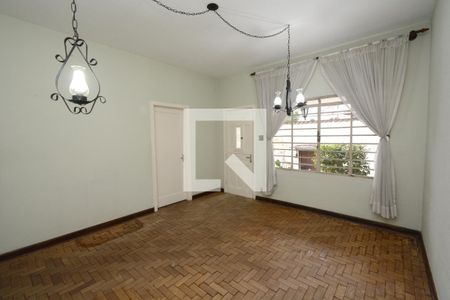 Sala de casa à venda com 3 quartos, 250m² em Interlagos, São Paulo