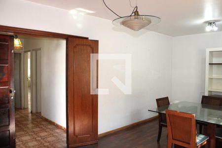 Sala de casa para alugar com 4 quartos, 269m² em Siciliano, São Paulo