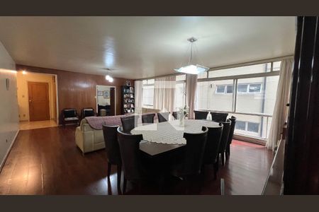 Apartamento à venda com 192m², 3 quartos e 1 vaga Apartamento à venda com 192m², 3 quartos e 1 vagaSala de Jantar