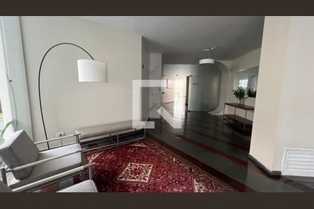 Apartamento à venda com 192m², 3 quartos e 1 vaga Apartamento à venda com 192m², 3 quartos e 1 vagaHall de entrada