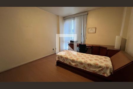 Apartamento à venda com 192m², 3 quartos e 1 vaga Apartamento à venda com 192m², 3 quartos e 1 vagaQuarto 1