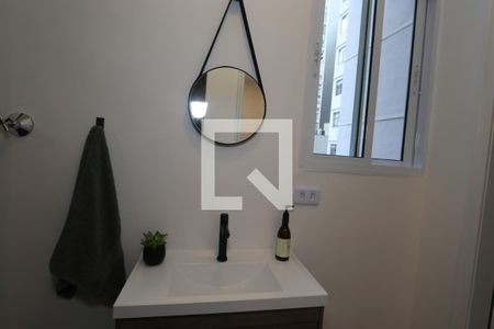 Banheiro de kitnet/studio para alugar com 1 quarto, 75000m² em Bela Vista, São Paulo