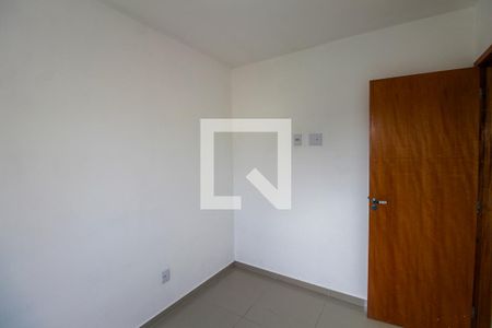 Quarto 1 de apartamento para alugar com 2 quartos, 42m² em Vila Santa Clara, São Paulo