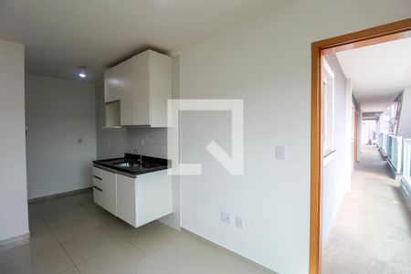 Sala/Cozinha de apartamento para alugar com 2 quartos, 42m² em Vila Santa Clara, São Paulo