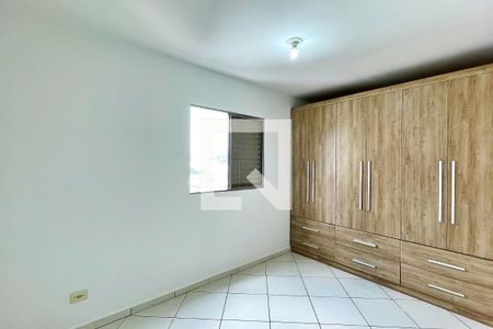 Quarto 2 de apartamento para alugar com 2 quartos, 52m² em Vila Galvão, Guarulhos