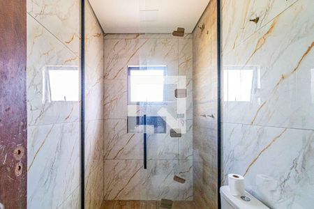 Casa à venda com 389m², 3 quartos e 2 vagasBanheiro social