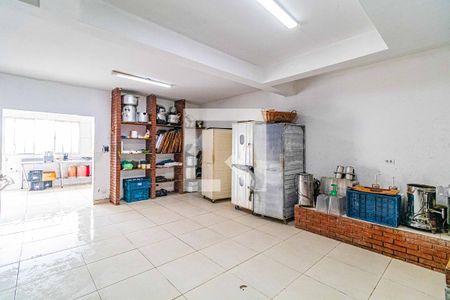 Casa à venda com 389m², 3 quartos e 2 vagasSalão