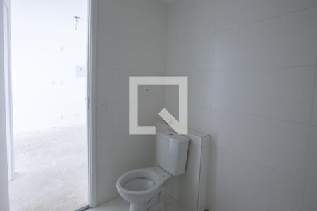 banheiro de apartamento à venda com 1 quarto, 25m² em Barra Funda, São Paulo