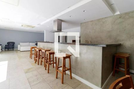 Apartamento para alugar com 196m², 4 quartos e 2 vagas Apartamento para alugar com 196m², 4 quartos e 2 vagasÁrea comum