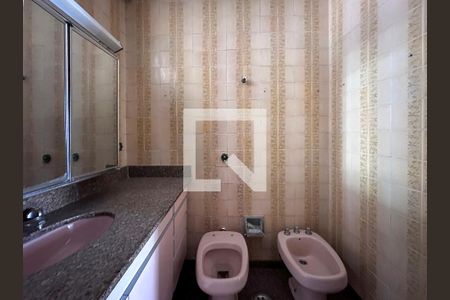 Apartamento para alugar com 196m², 4 quartos e 2 vagasBanheiro Suíte