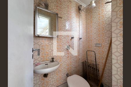 Apartamento para alugar com 196m², 4 quartos e 2 vagasBanheiro de Serviço