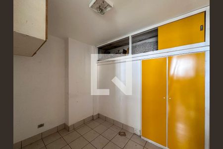 Apartamento para alugar com 196m², 4 quartos e 2 vagasQuarto de Serviço