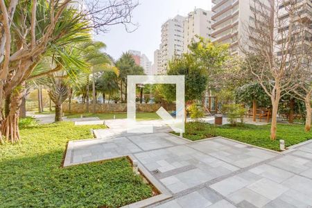 Apartamento para alugar com 196m², 4 quartos e 2 vagas Apartamento para alugar com 196m², 4 quartos e 2 vagasÁrea Comum