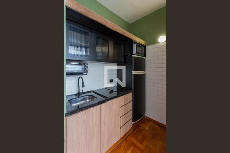 Cozinha de apartamento para alugar com 1 quarto, 30m² em Santo Agostinho, Belo Horizonte