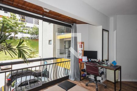 Varanda Sala de apartamento à venda com 2 quartos, 69m² em Jardim Henriqueta, Taboão da Serra