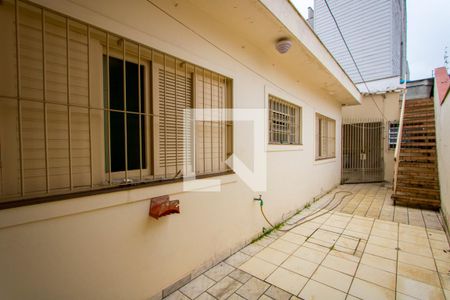 Casa para alugar com 143m², 2 quartos e 2 vagasQuintal