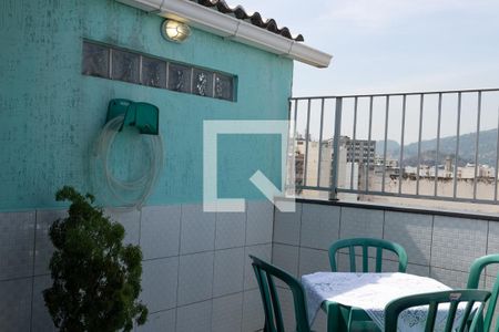 Apartamento à venda com 133m², 3 quartos e 2 vagasVaranda