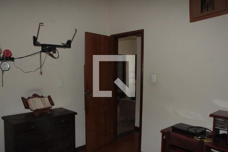 Sala de casa à venda com 2 quartos, 150m² em Glória, Belo Horizonte